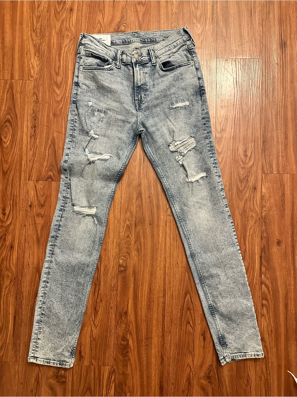 H&M Light Blue Men’s Skinny Distressed Jeans